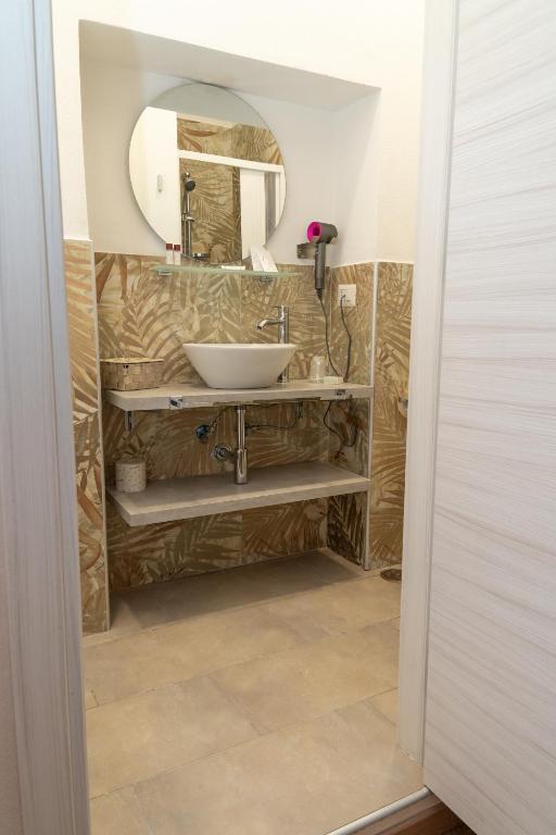 THE SUN HOTEL BOUTIQUE NAPOLI - Resim 33