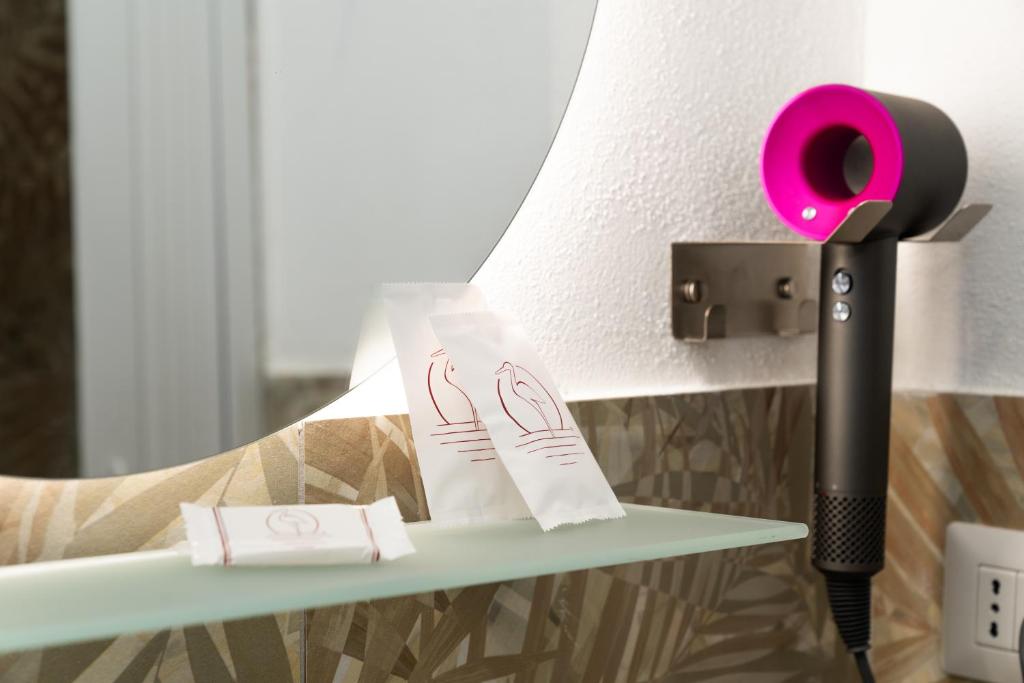 THE SUN HOTEL BOUTIQUE NAPOLI - Resim 32