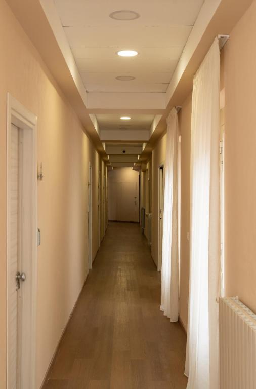 THE SUN HOTEL BOUTIQUE NAPOLI - Resim 17