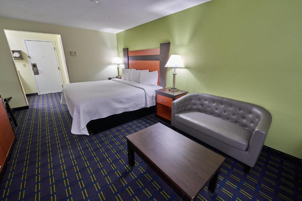 The Mariner Resort Cape Cod by The Red Collection photo