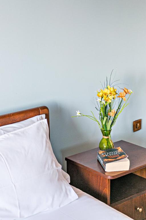 Кровать или кровати в номере Romeo Seaside Luxury Suite
