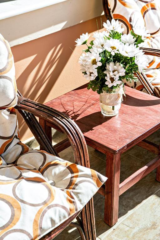 Гостиная зона в Romeo Seaside Luxury Suite