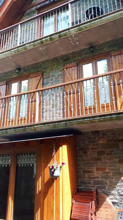 A balcony or terrace at Charming Chalet in Viella, Mountain View