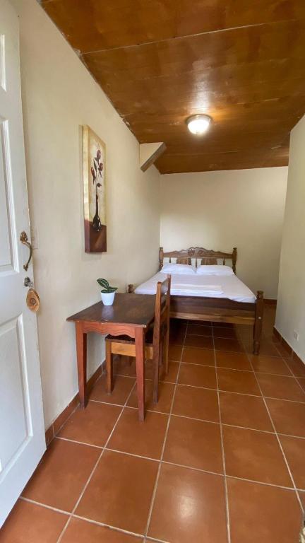 Hostal Casa Bonita Ometepe - Habitación Doble Estándar Con Ventilador