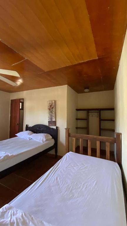 Hostal Casa Bonita Ometepe - Habitación Triple Con Baño Privado