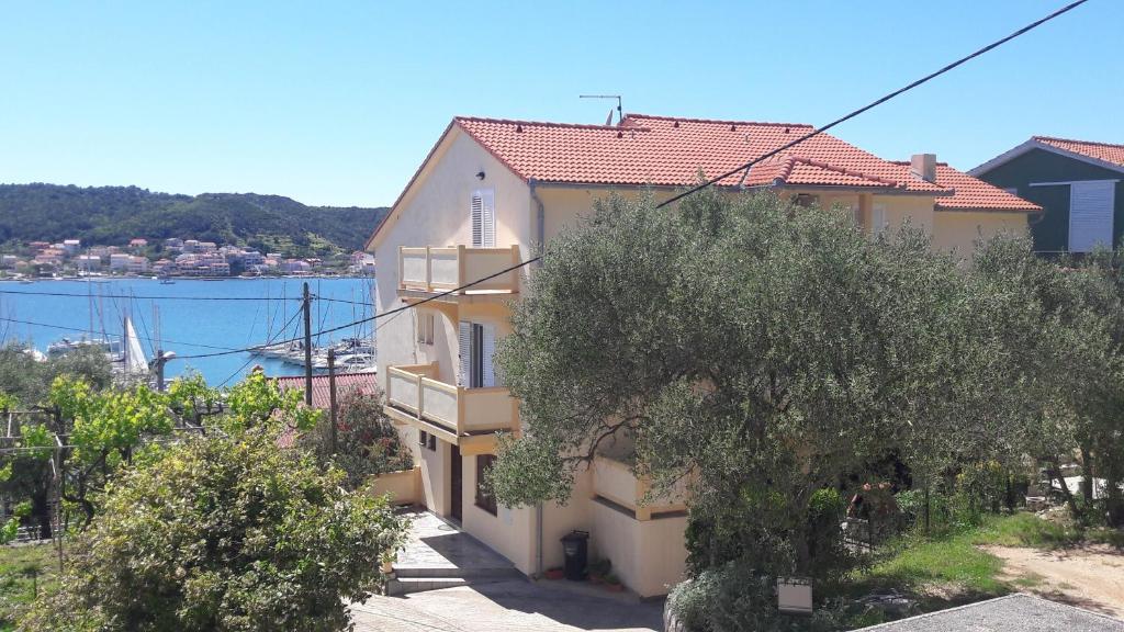 Apartments by the sea Supetarska Draga - Gornja, Rab - 22719