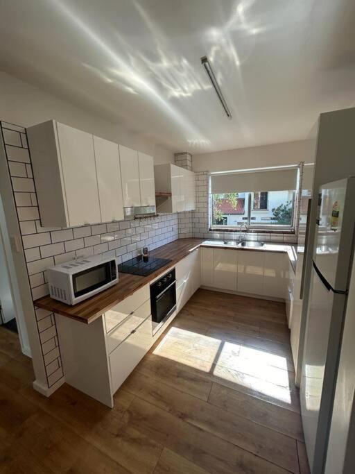 Budds Beach Apartments (Australia Gold Coast)