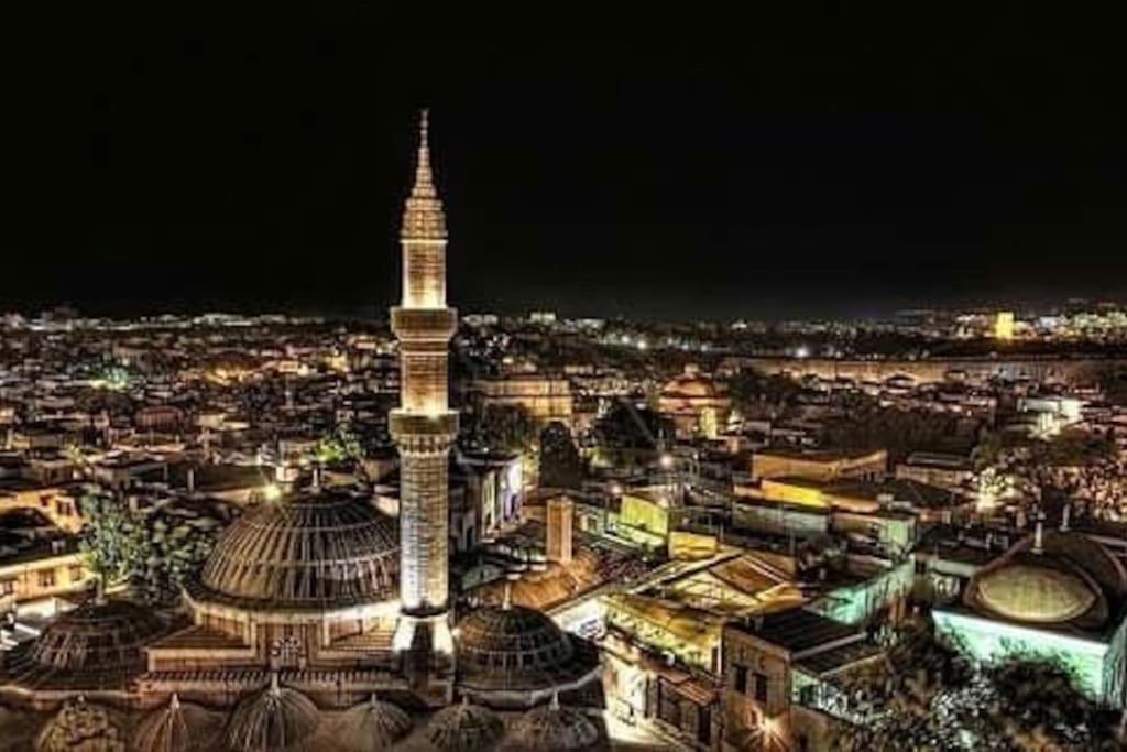 Widok na miasto Miasto Rodos z tej willi
