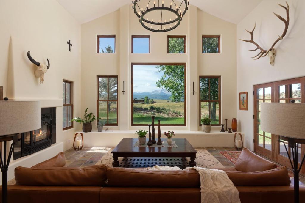 Gallery image of Luxury Carbondale Home in Carbondale