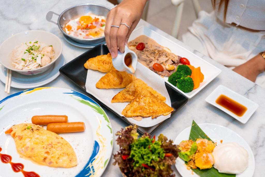 Amanta Hotel & Residence Ratchada - 4