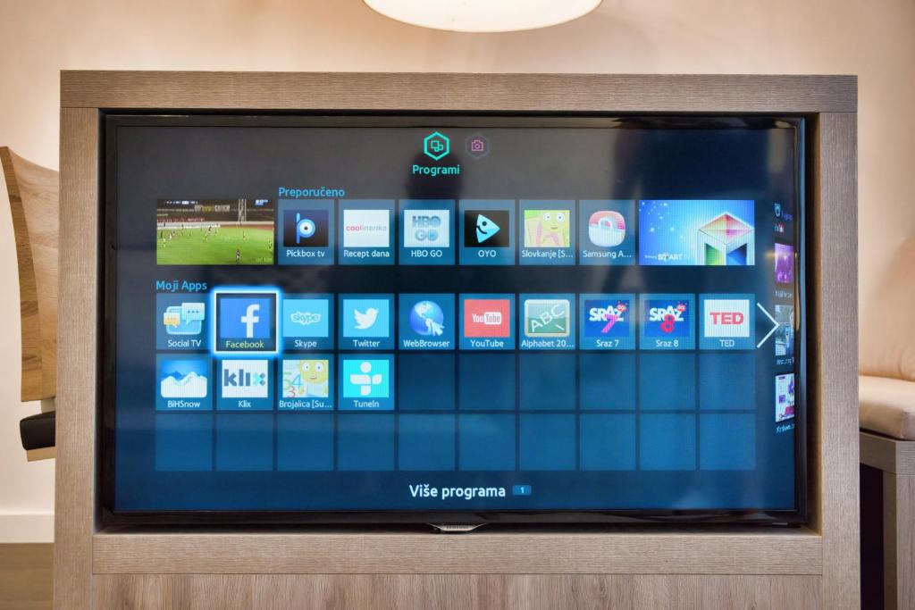 TV a/nebo společenská místnost v ubytování CASA V BENCUN Luxury Apartments