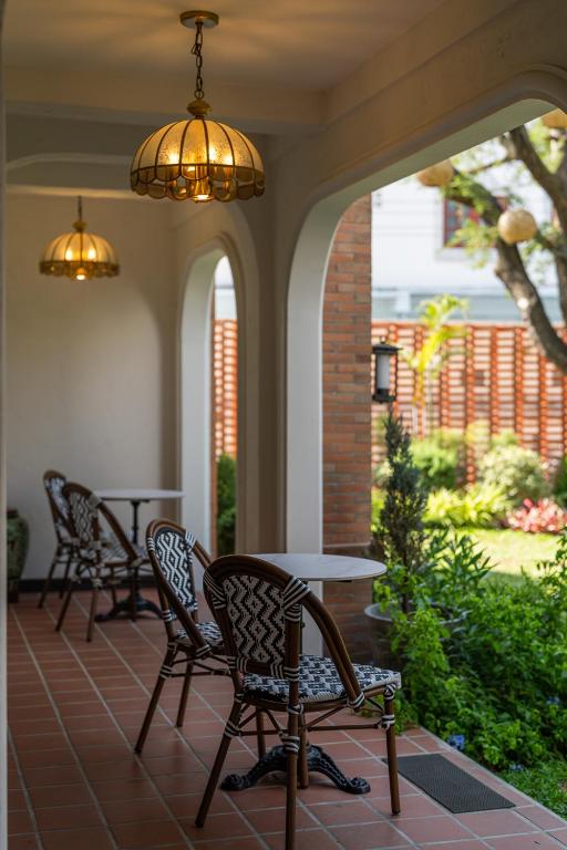 Shamrock Chiangmai Hotel-Adult Only - 9