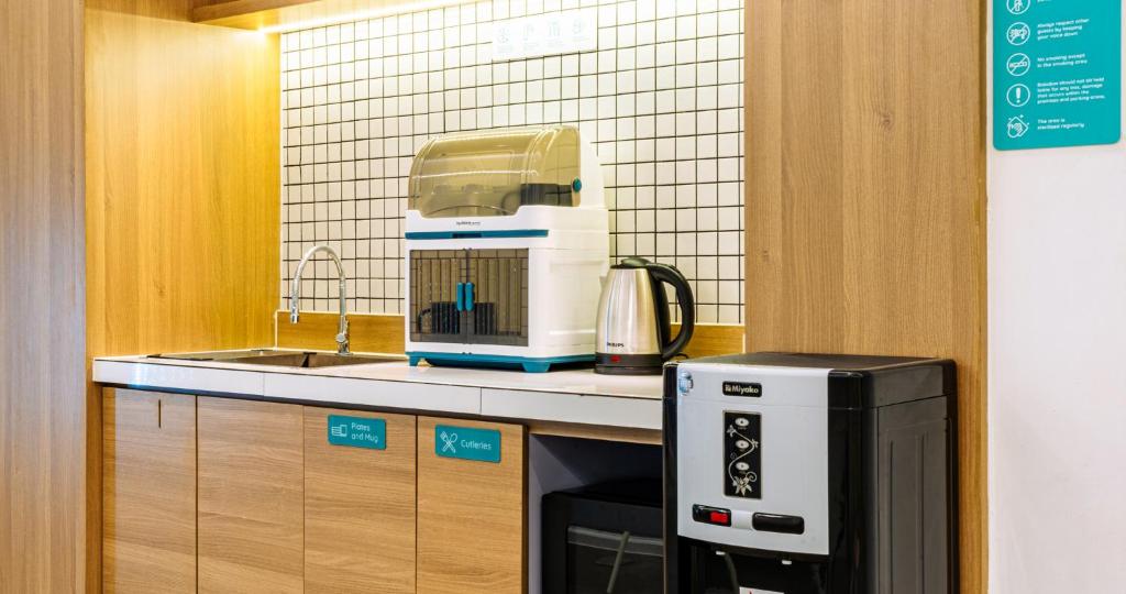 Cucina o angolo cottura di Bobopod Thamrin, Jakarta