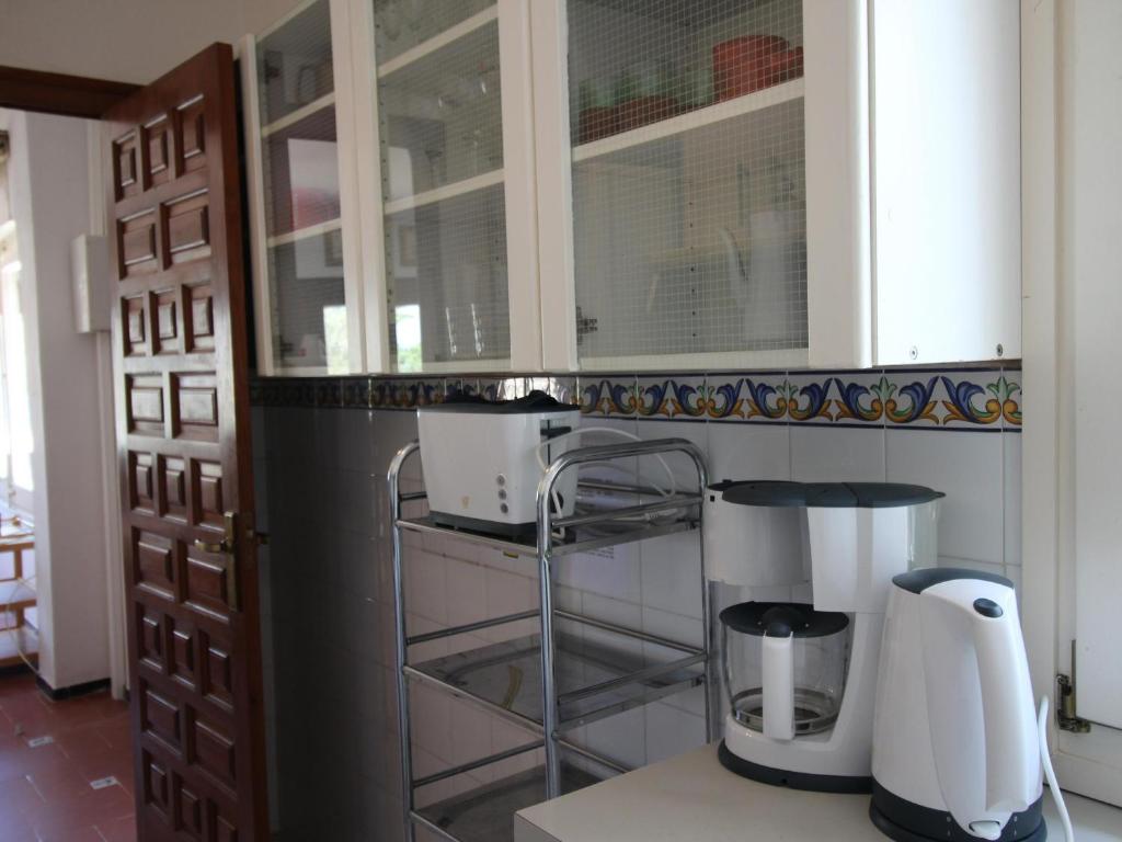 Kuchyň nebo kuchyňský kout v ubytování Gran apartamento con terraza en Fané de Baix, Llançà - ES-228-154