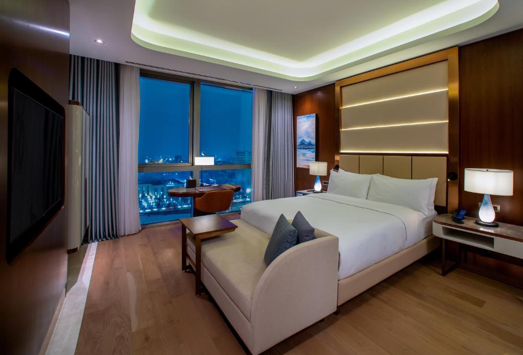 Hilton Tashkent City - King Room - Mobility Access