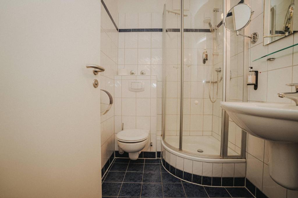 Koupelna v ubytování Hotel Spiekeroog
