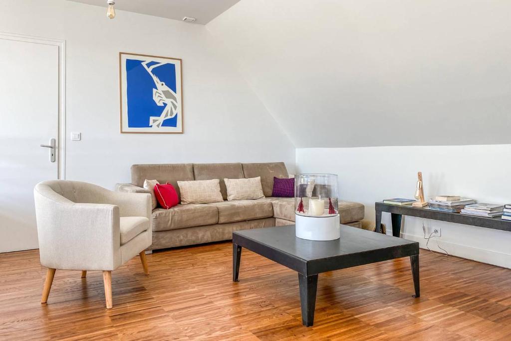 Posedenie v ubytovaní Superbe villa VUE SUR MER, 11 personnes à TREBEURDEN REF-669