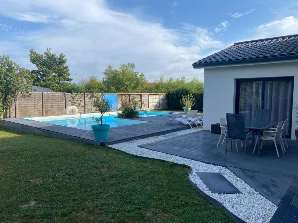 Grande villa avec piscine et spa - Villa