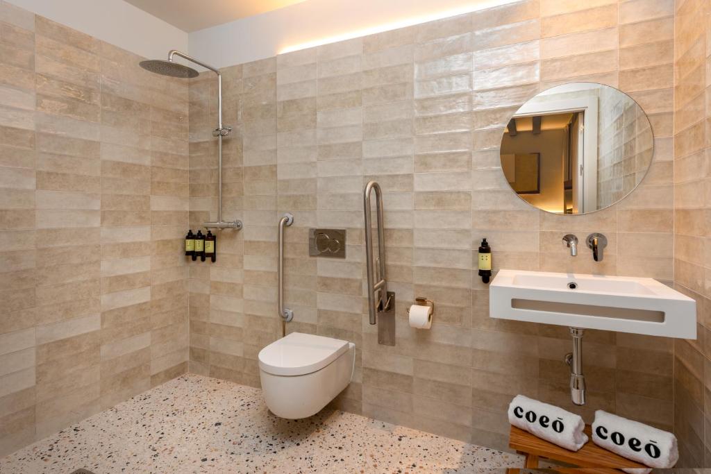 Coeo Fresca Roof Garden Signature Apartments - 7