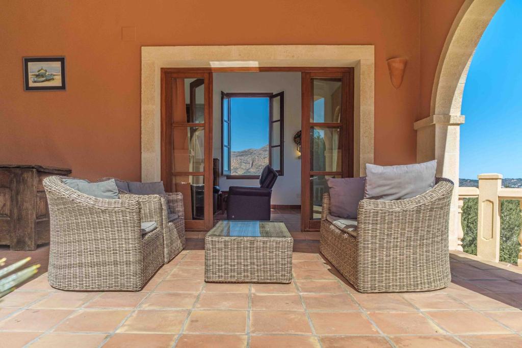 Posezení v ubytování Villa Tosca Javea by Rock Rentals