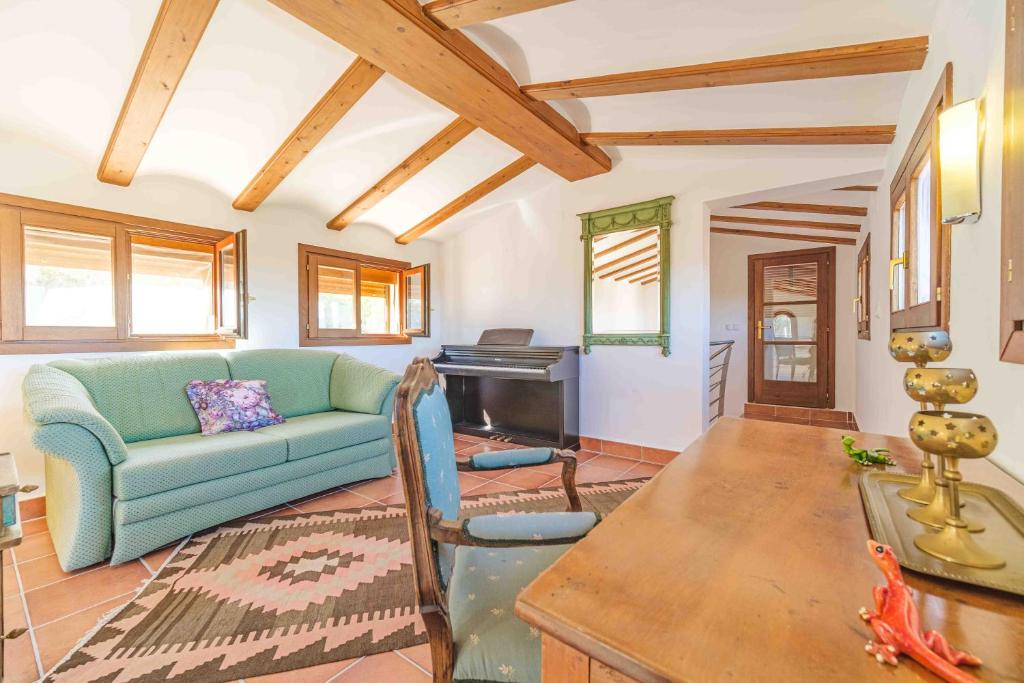 Posezení v ubytování Villa Tosca Javea by Rock Rentals
