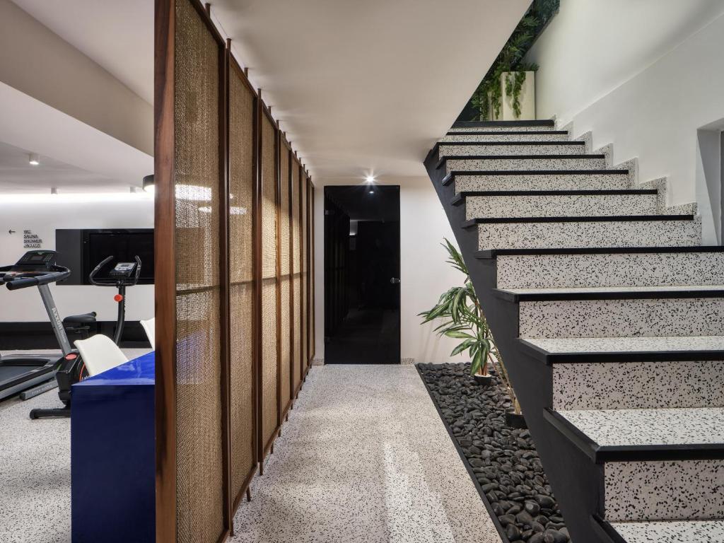 The Newel Acropolis - Resim 14