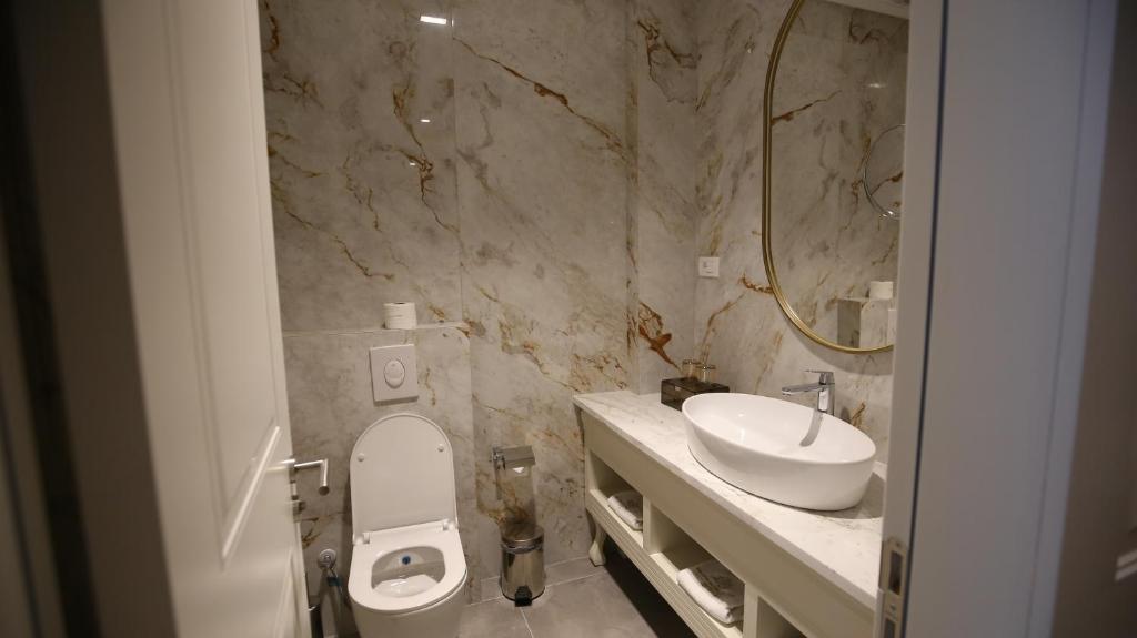 Grand Hotel Belushi - Habitación Triple