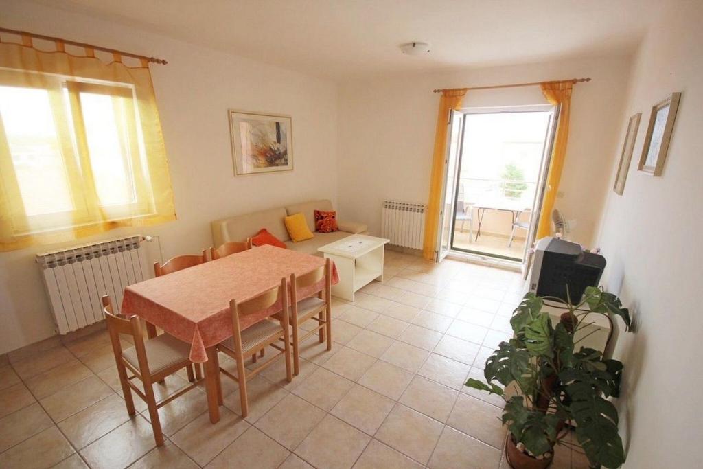 Posedenie v ubytovaní Apartments Barisic