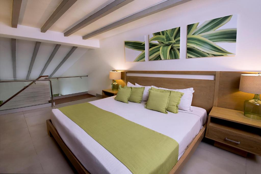 Postel nebo postele na pokoji v ubytování Vista Sol Punta Cana Beach Resort & Spa - All Inclusive