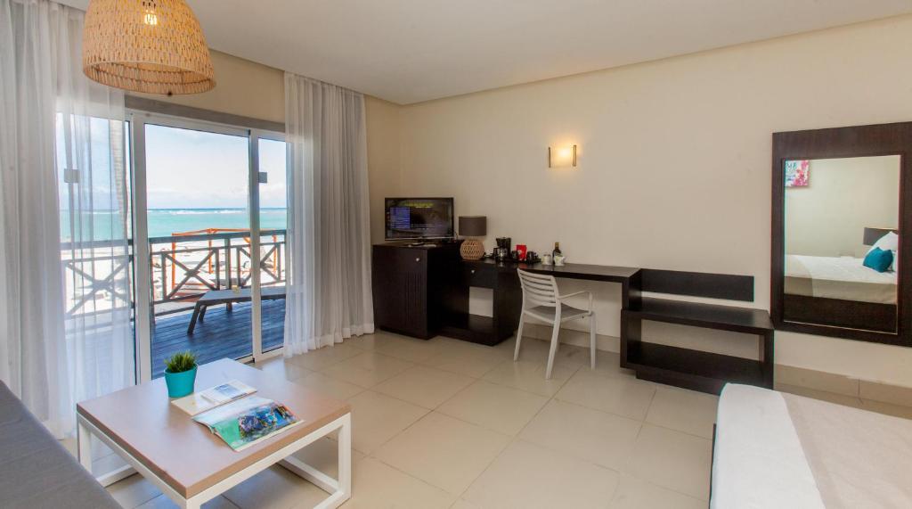 Postel nebo postele na pokoji v ubytování Vista Sol Punta Cana Beach Resort & Spa - All Inclusive