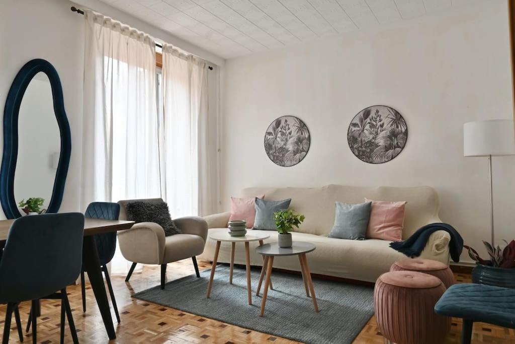 For You Rentals Encantador Apartamento TEMPORAL Madrid Centro VEL132