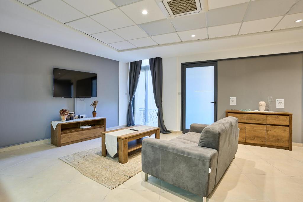 TV a/nebo společenská místnost v ubytování Holiday Home in Marsaskala
