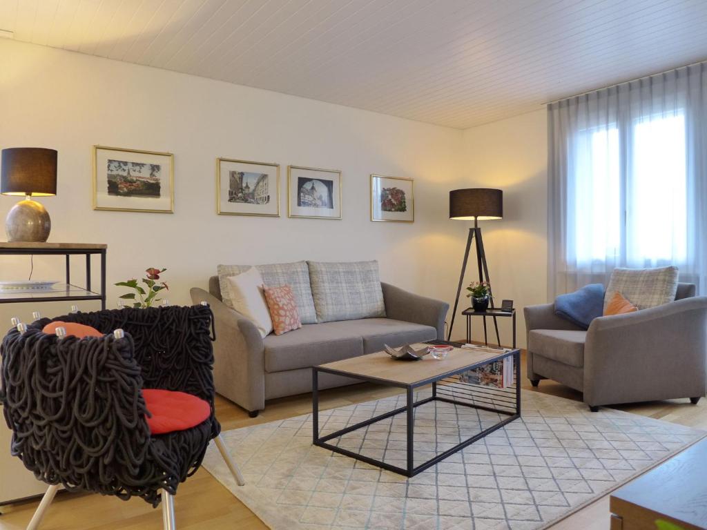 Posezení v ubytování Apartment Beatrice Garden by Interhome