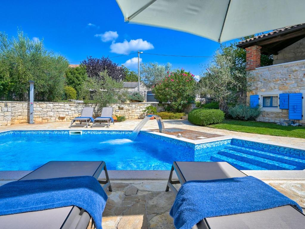 Villa Simone by Interhome