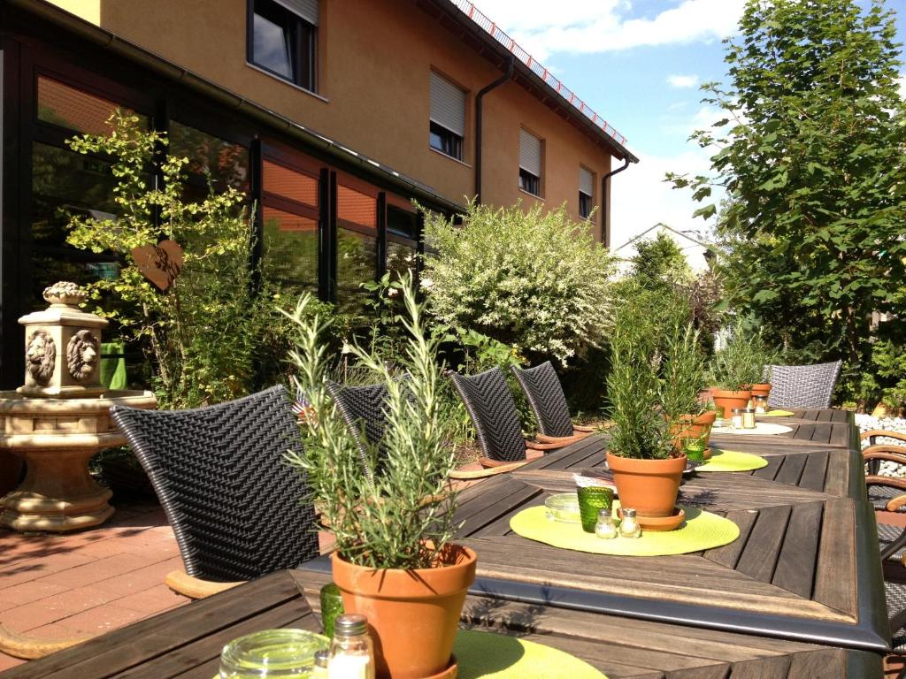 Zahrada ubytování BIO Hotel Bayerischer Wirt Augsburg