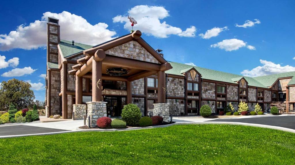 a rendering of the front of a hotel at Bass Pro Shops Angler's Lodge in Springfield