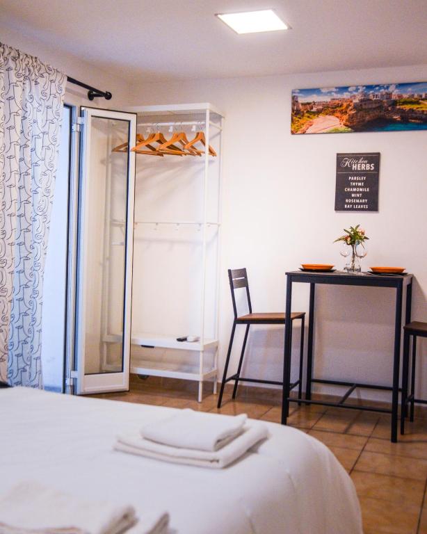 Łóżko lub łóżka w pokoju w obiekcie MANZONI 10 APARTAMENT