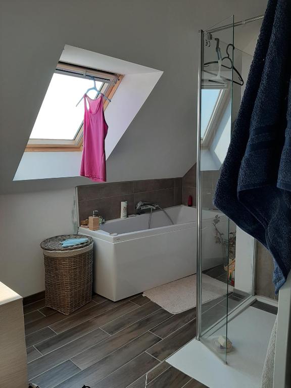 Koupelna v ubytování L'instant présent - Chambre Alyzée