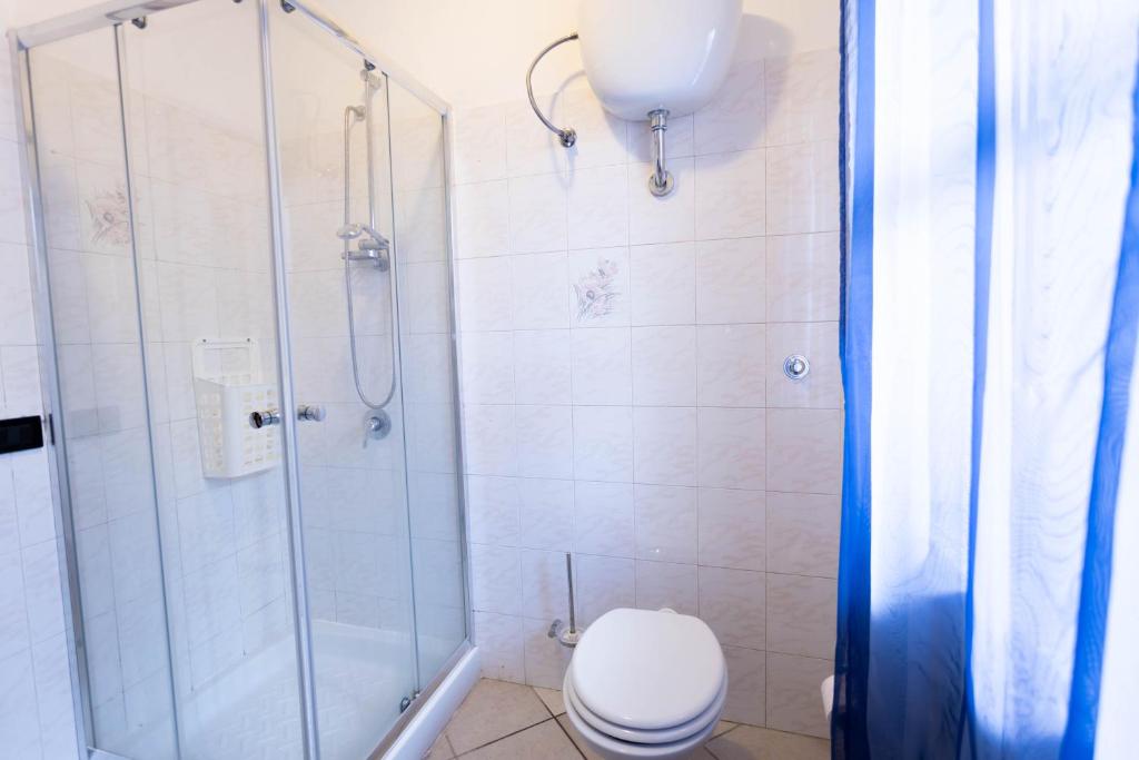 Koupelna v ubytování DOMU DE TUNI Sa Buttega