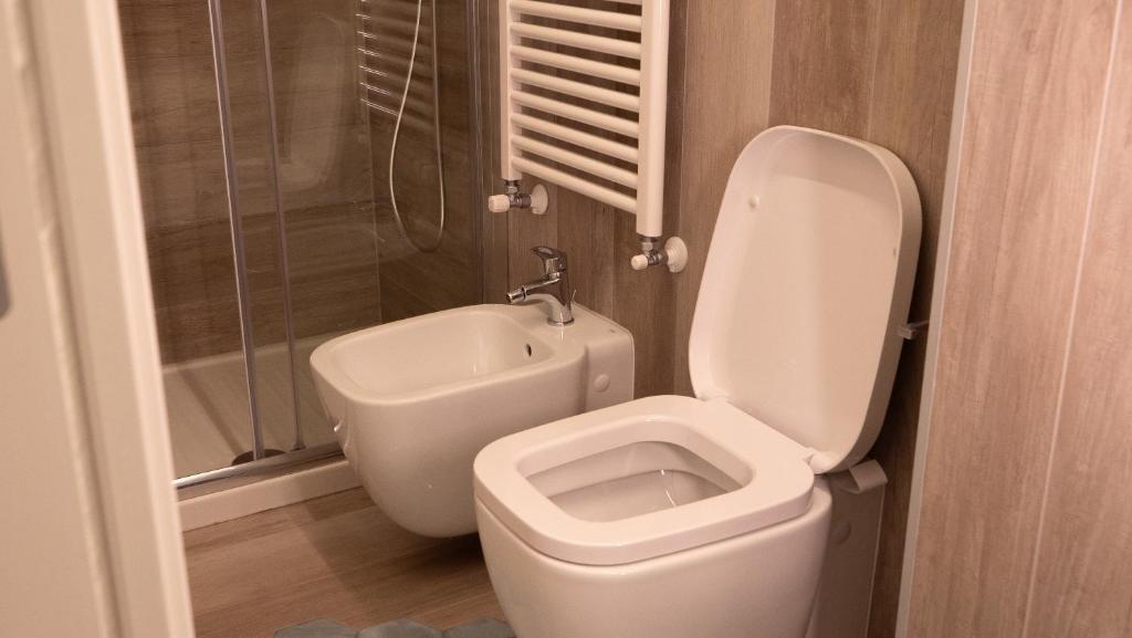A bathroom at Wanderlust Guesthouse