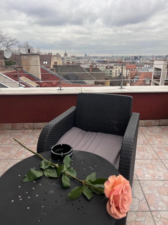 Balkón nebo terasa v ubytování Hotel Rose City