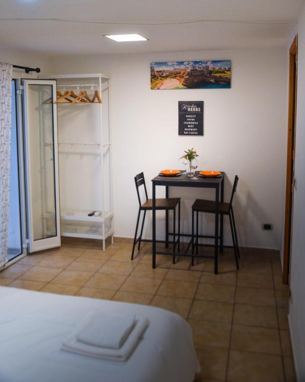 Łóżko lub łóżka w pokoju w obiekcie MANZONI 10 APARTAMENT