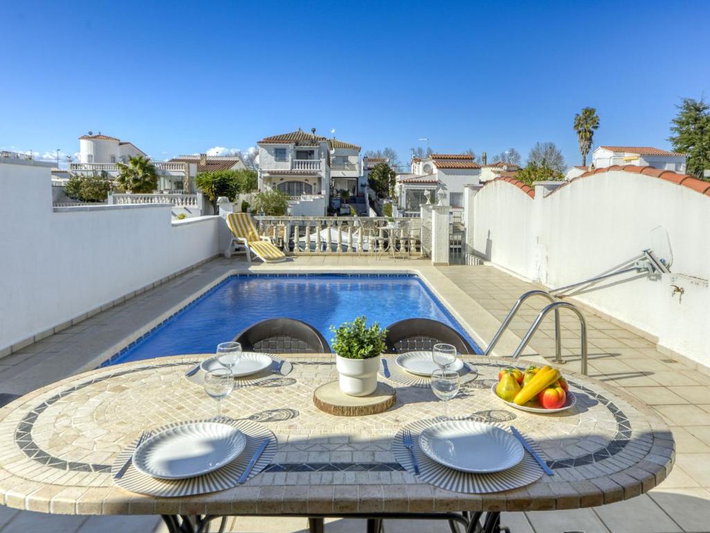 Holiday Home Calima by Interhome