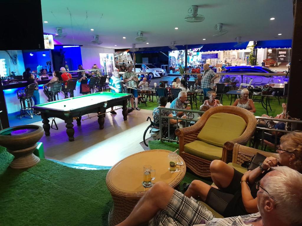 Hosté ubytování Oasis Hostel & Bar
