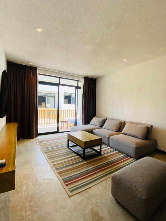 Pacifico El Paredon - Deluxe Family Suite