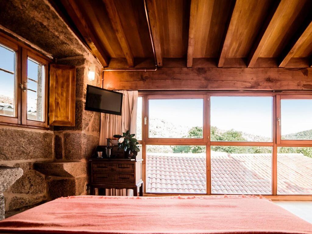 Aldea Rural Pazos De Arenteiro - Superior Double Room With Mountain View