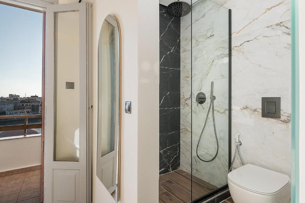 Amphitrite Hotel - 5