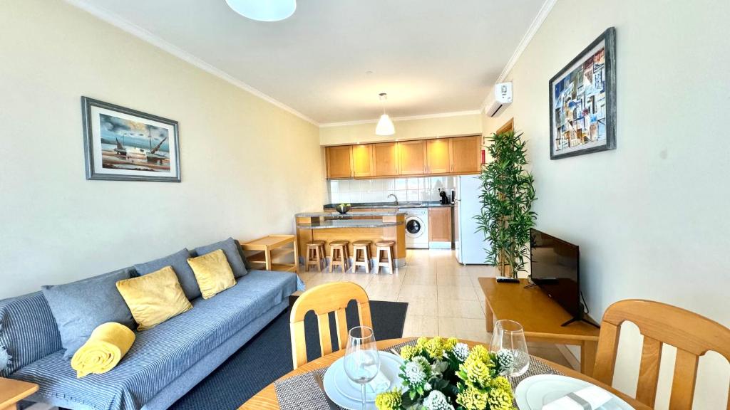 Praia da Rocha, 502, Charming Apartment, Air conditioning,Free WIFI, Faia by IG