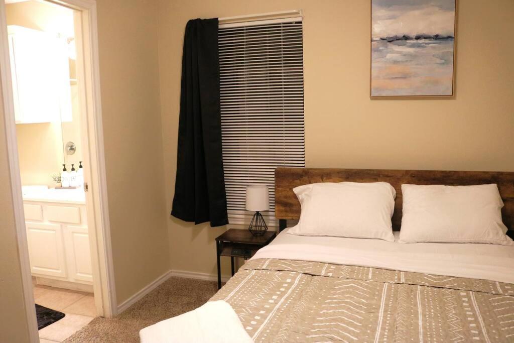 Fotografie z fotogalerie ubytování Lubbock haven 3Beds, 3 baths v destinaci Lubbock