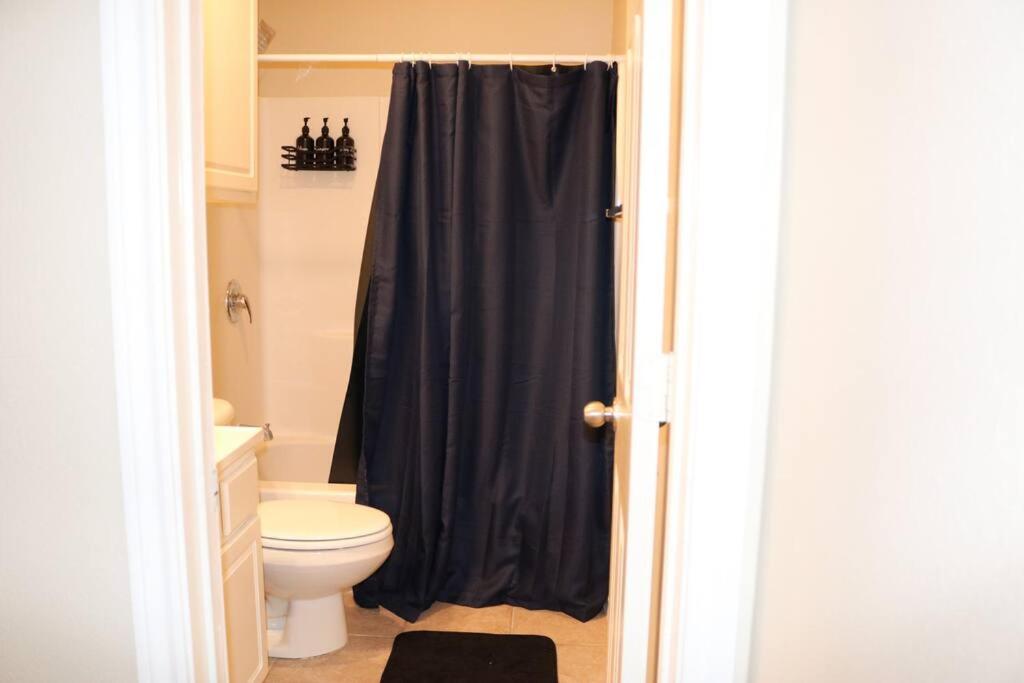 Fotografie z fotogalerie ubytování Lubbock haven 3Beds, 3 baths v destinaci Lubbock
